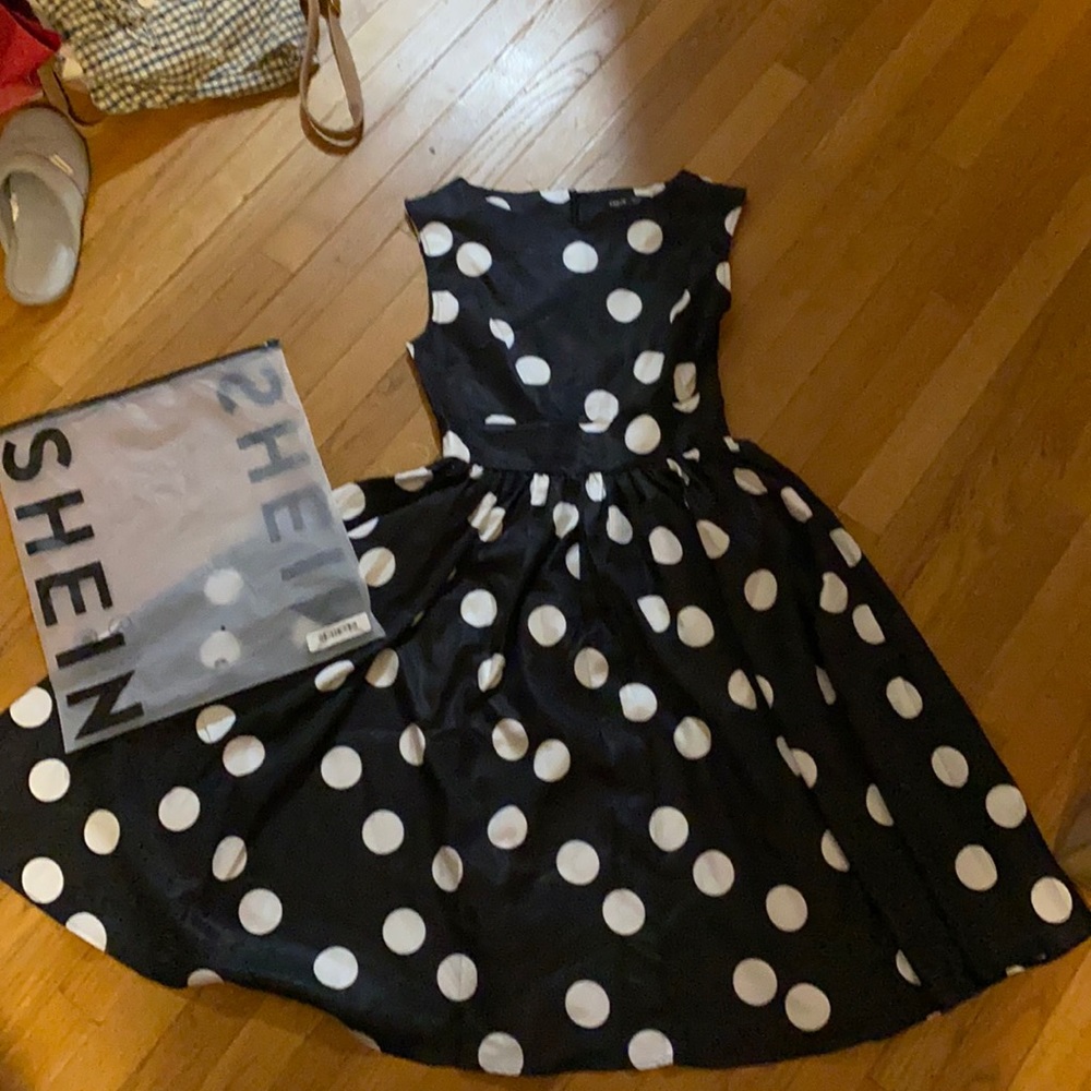 Polka dot party dress!